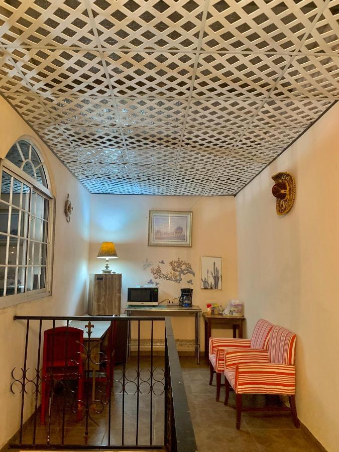 Guest house Black Lion